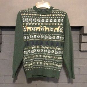 Crown & Ivy Sweater!